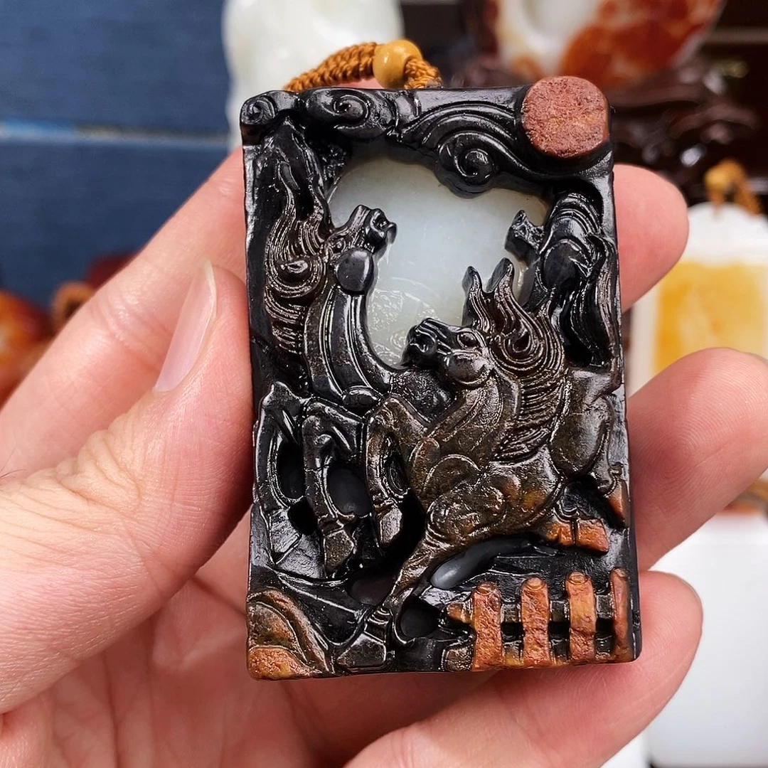 和田玉未镶嵌颈饰