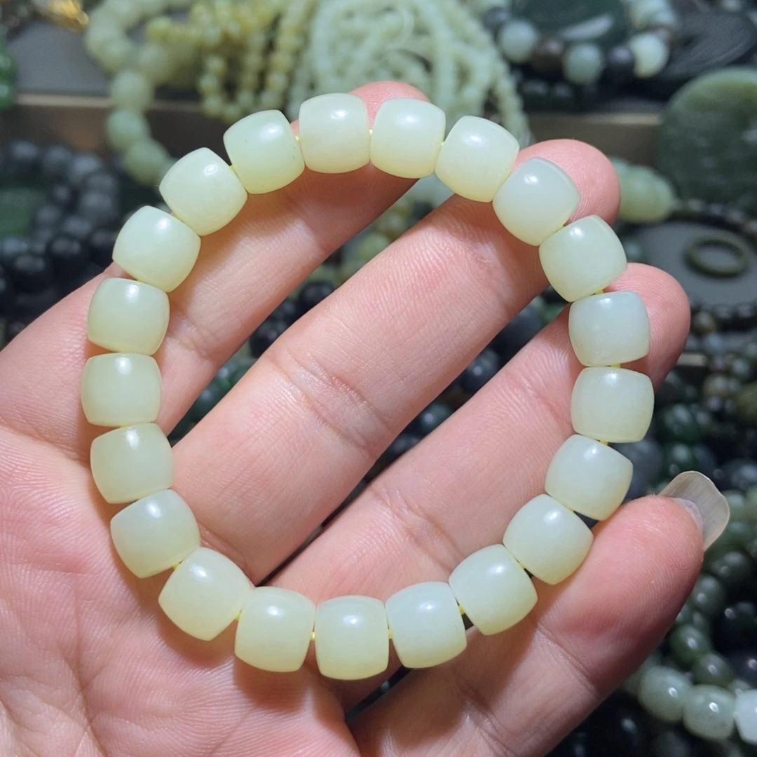 和田玉（糖玉）未镶嵌手链