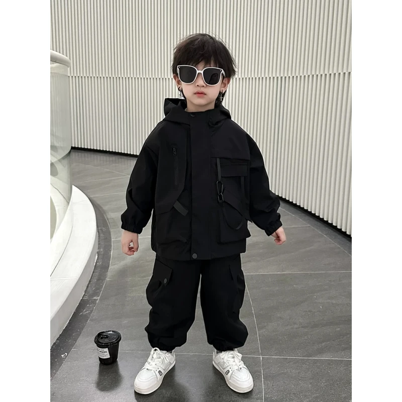 男童秋装套装儿童冲锋衣帅气外套长裤男孩宝宝工装运动春秋款衣服