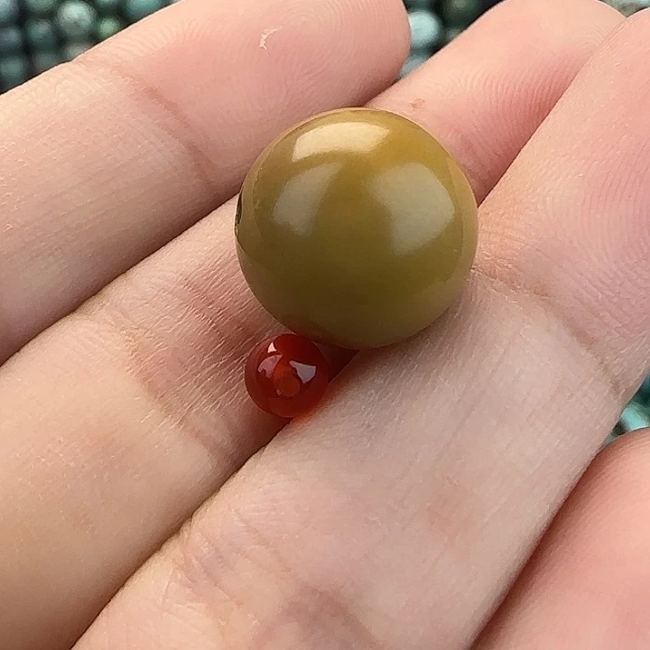 未镶嵌配饰12.4南红玛瑙