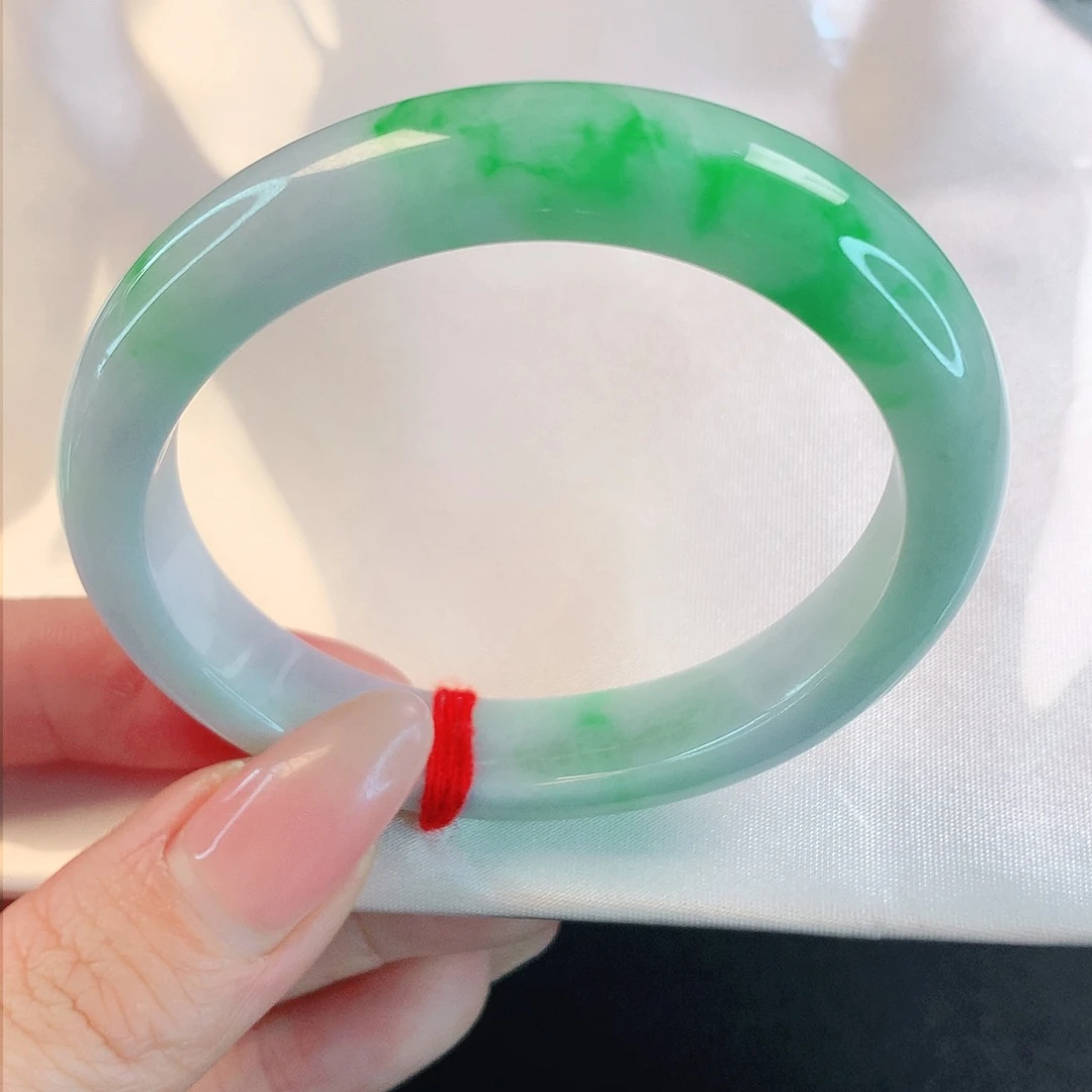 翡翠手镯未镶嵌53贵妃镯