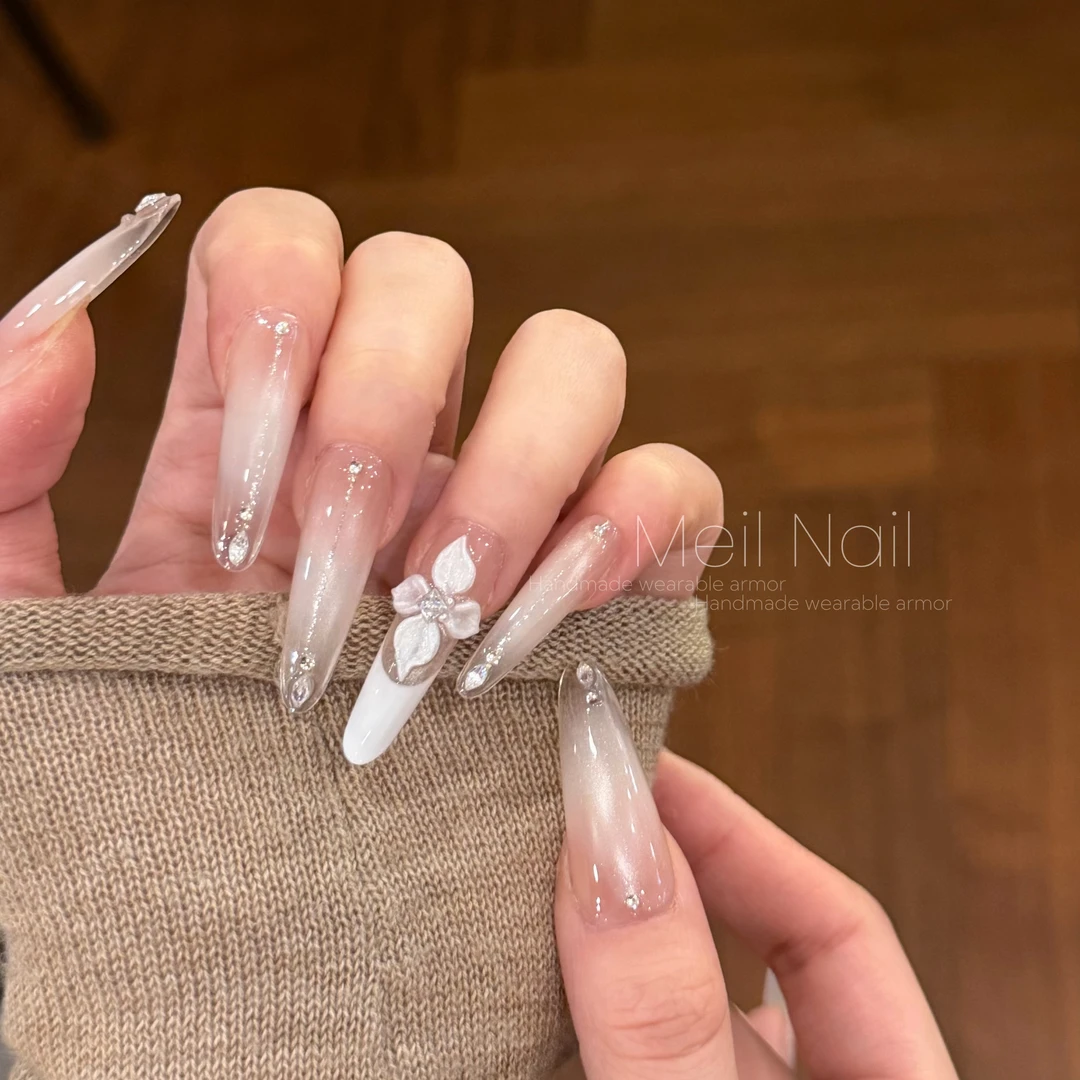 Meil Nail 立体雕花裸色冰透渐变纯手工穿戴甲可拆卸ML7601