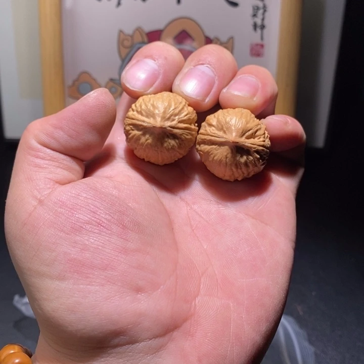 文玩核桃把件光头强手捻