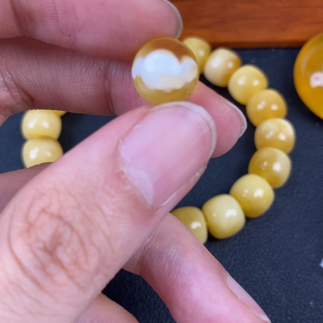 琥珀未镶嵌裸石微瑕8