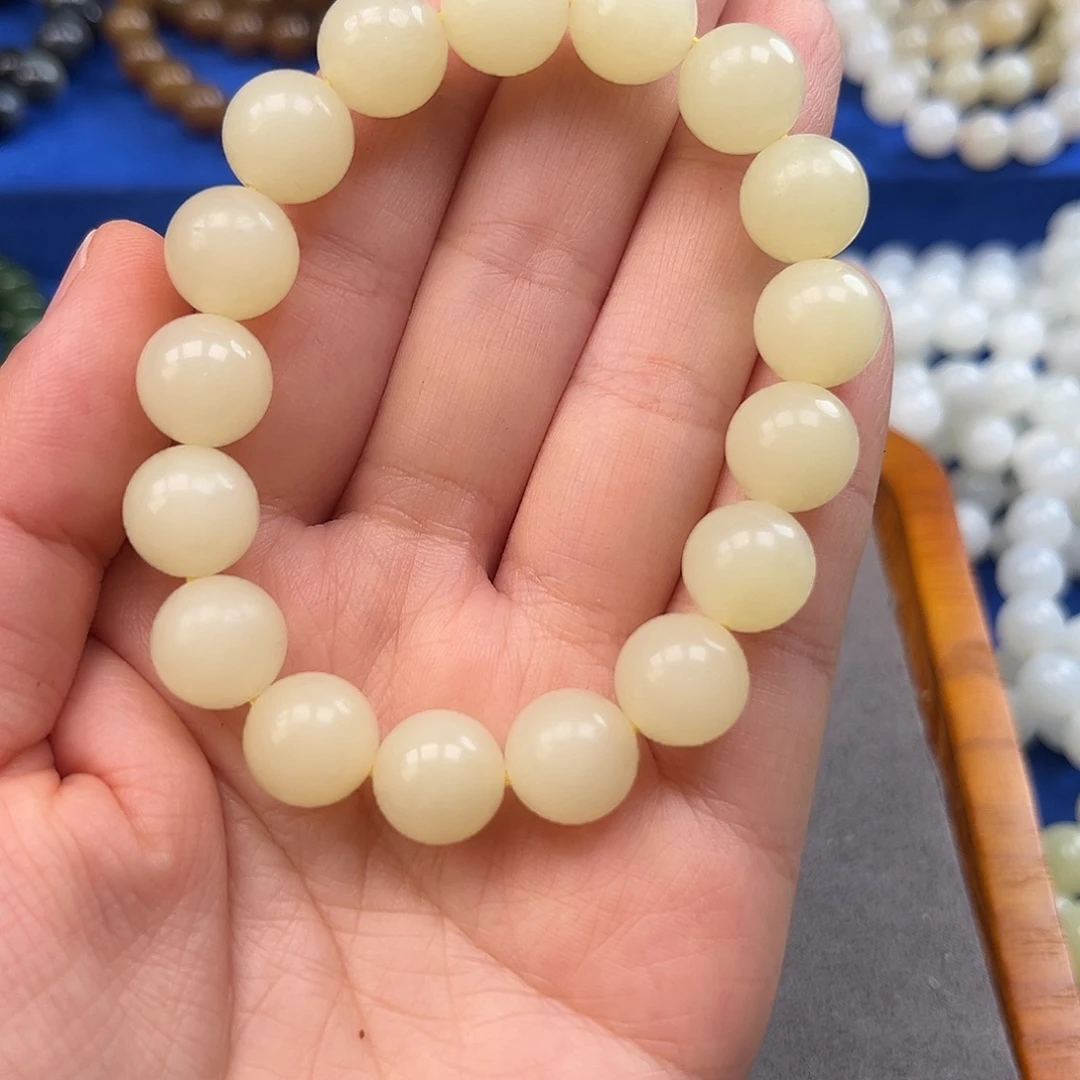 和田玉未镶嵌手链