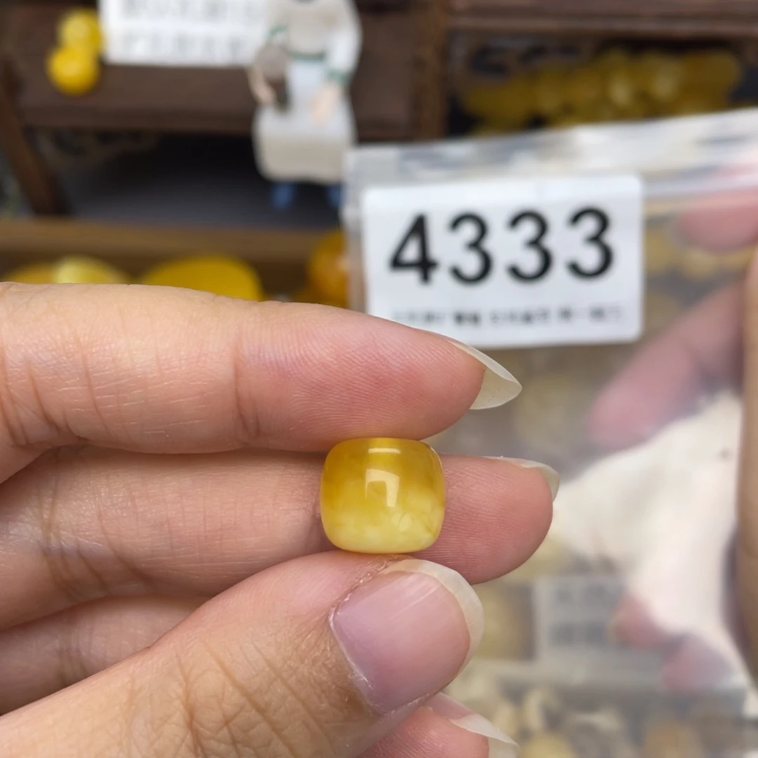 未镶嵌蜜蜡珠宝奇石12.1