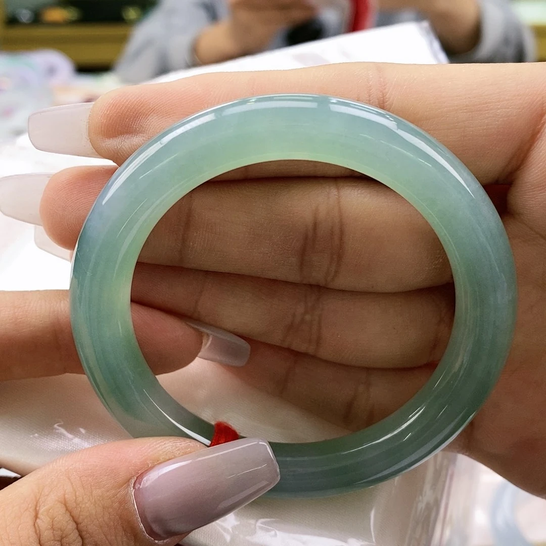 【闪购商品】未镶嵌手镯翡翠
