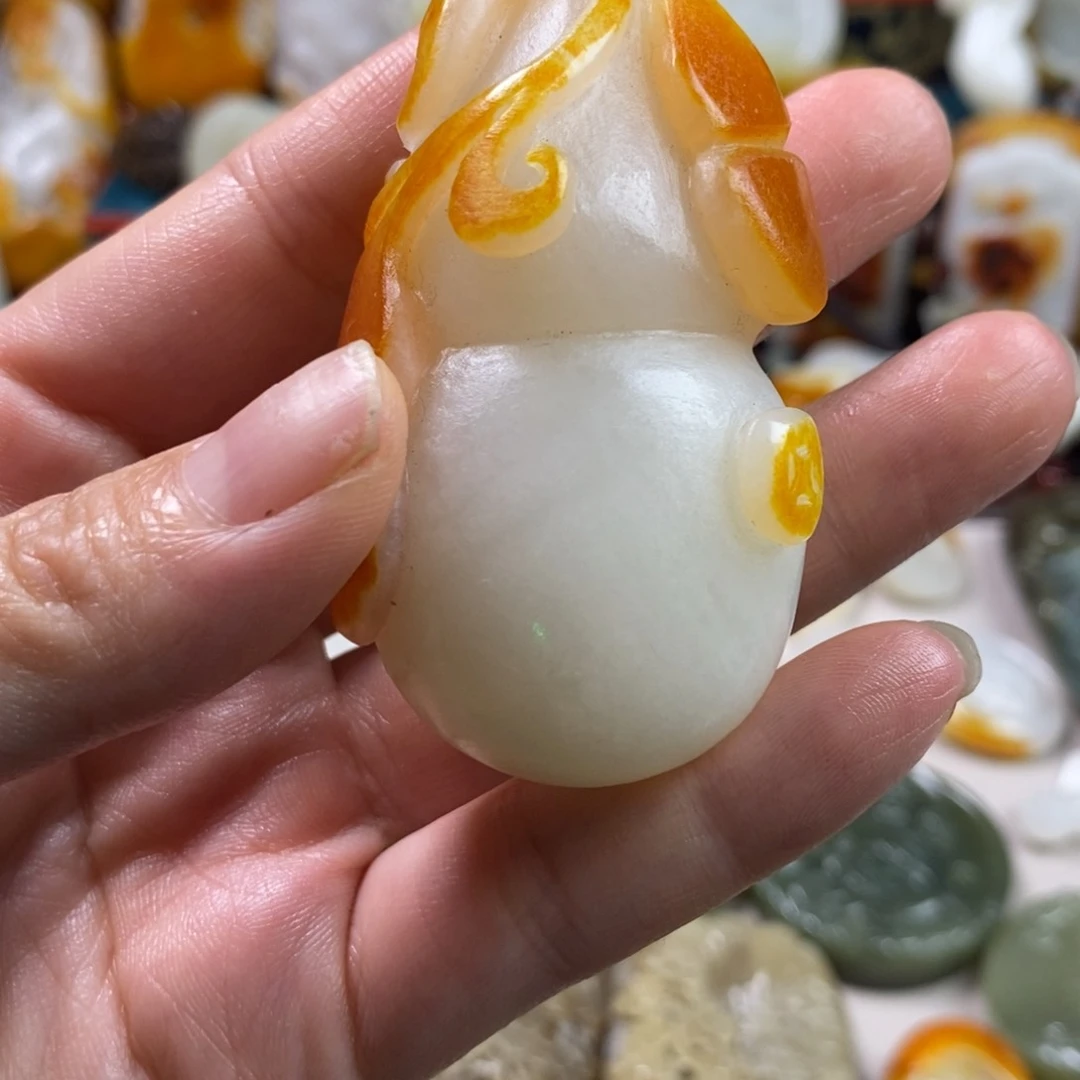 落***使和田玉未镶嵌把件