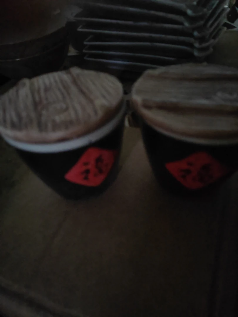 陶瓷摆件工艺品。