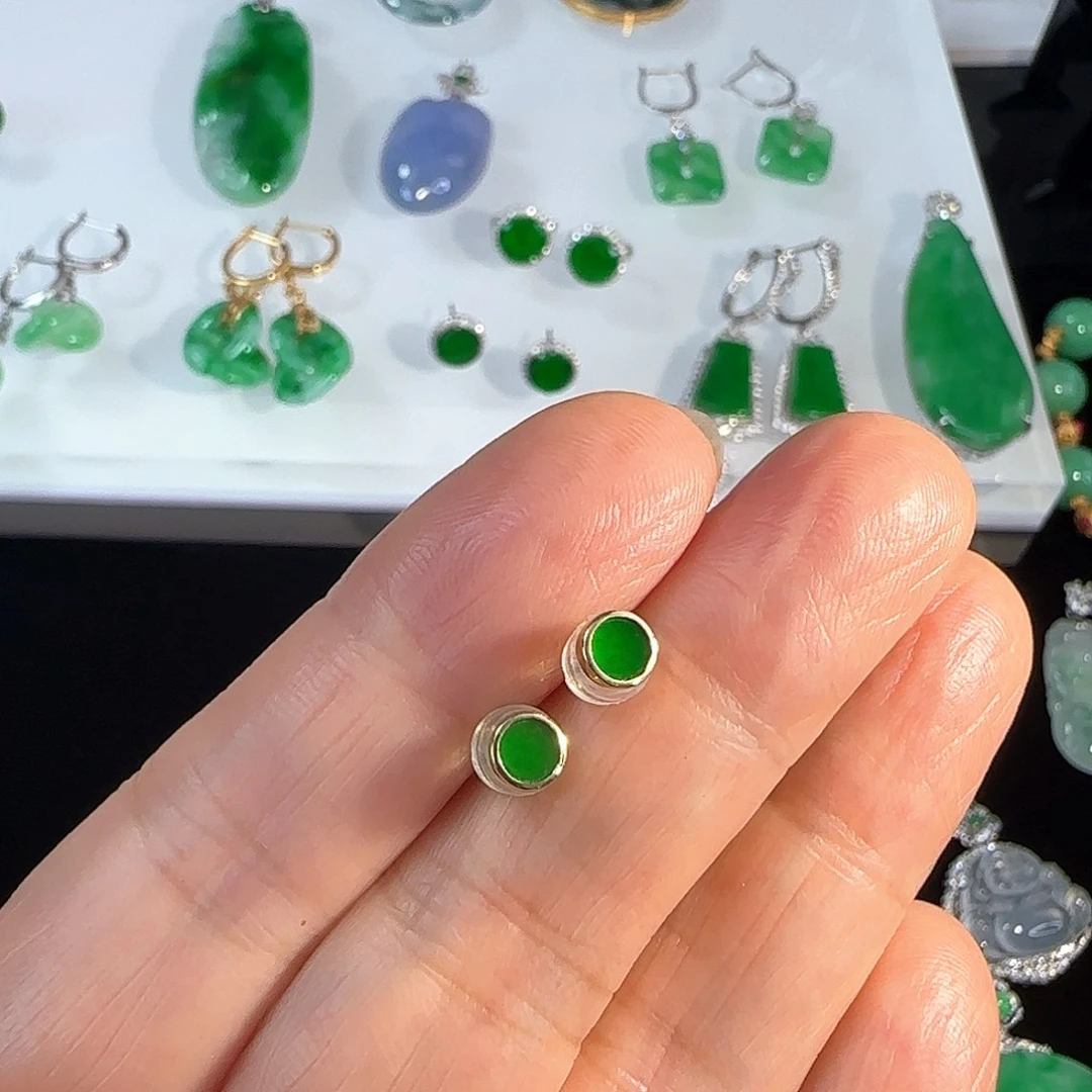 翡翠18K金镶嵌耳饰