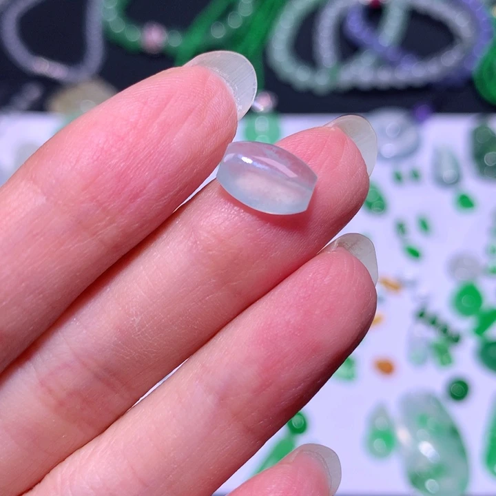 翡翠裸石高冰枣珠