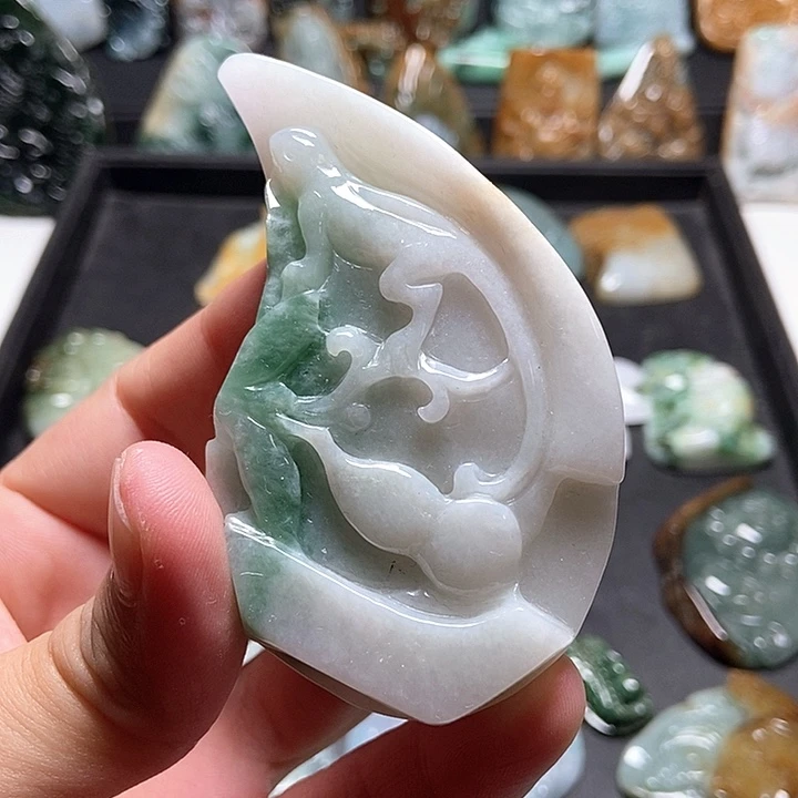翡翠未镶嵌颈饰翡翠a货