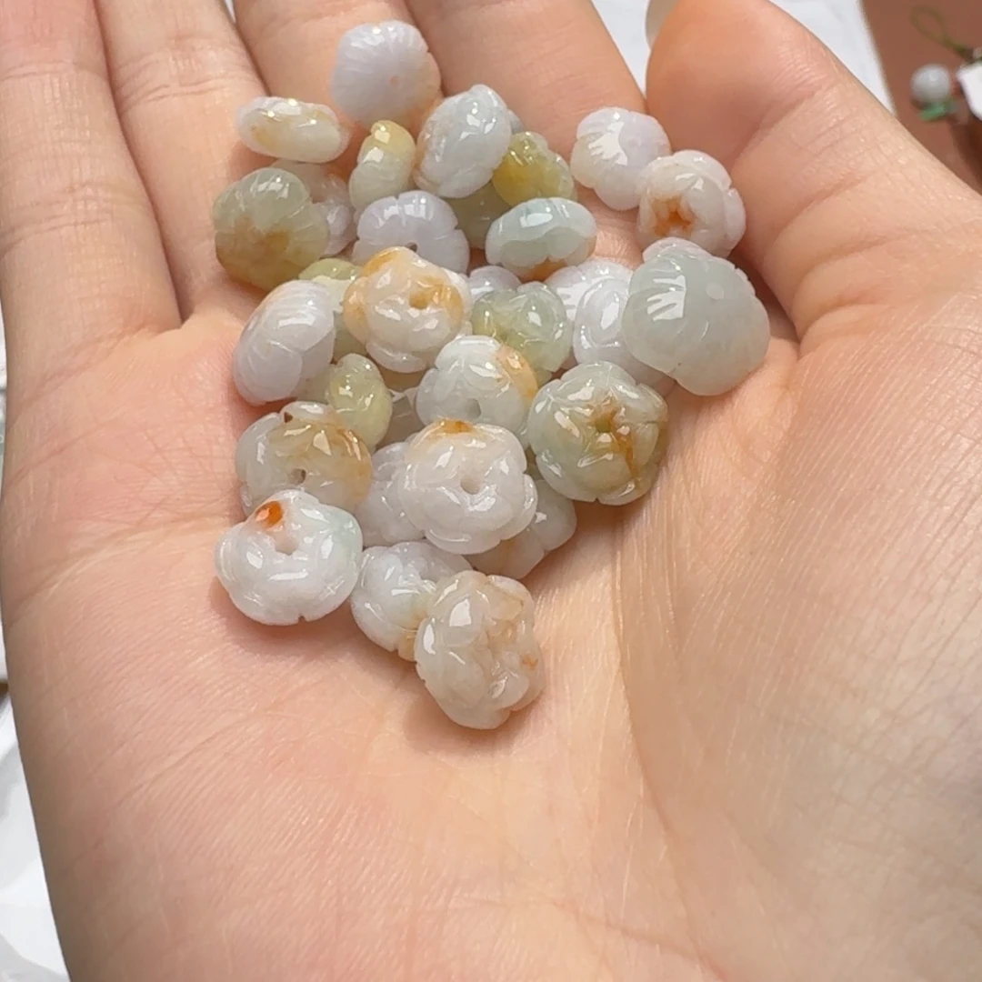 未镶嵌挂件翡翠福利1个，不包邮，拍一单邮费发货