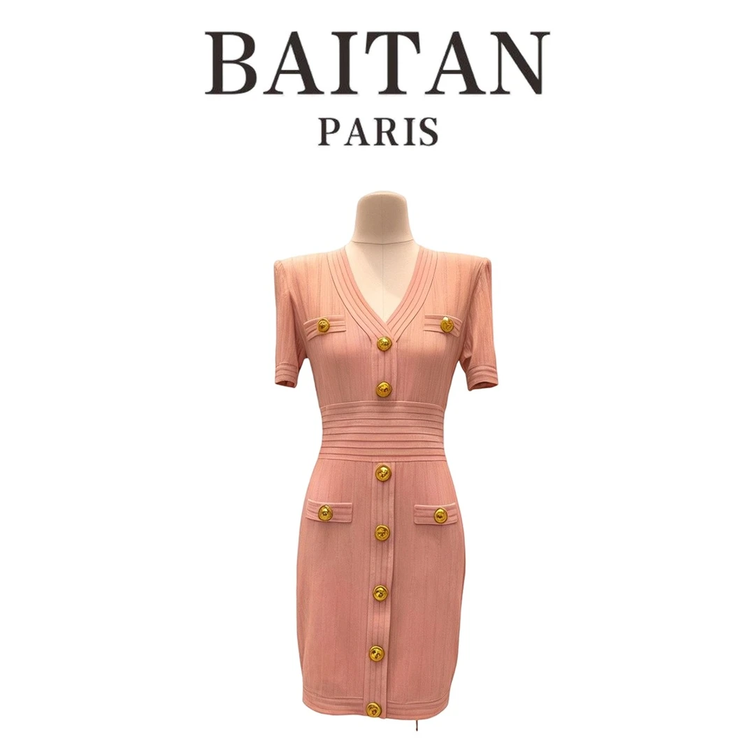 法式名媛小香风轻奢金属扣气质修身显瘦V领短袖针织连衣裙女