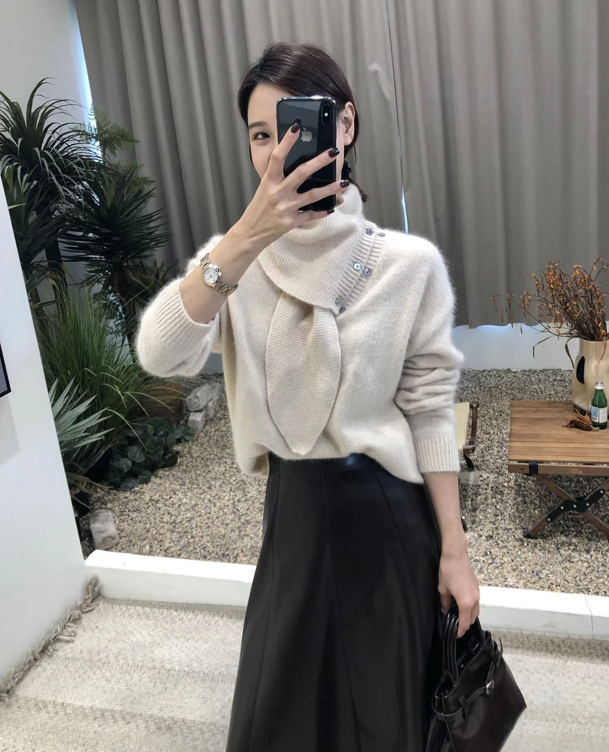 冬季法式优雅软糯亲肤配围巾时尚气质2024v领长袖羊毛绒针织毛衣