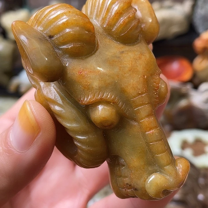 和田玉（糖玉）未镶嵌颈饰
