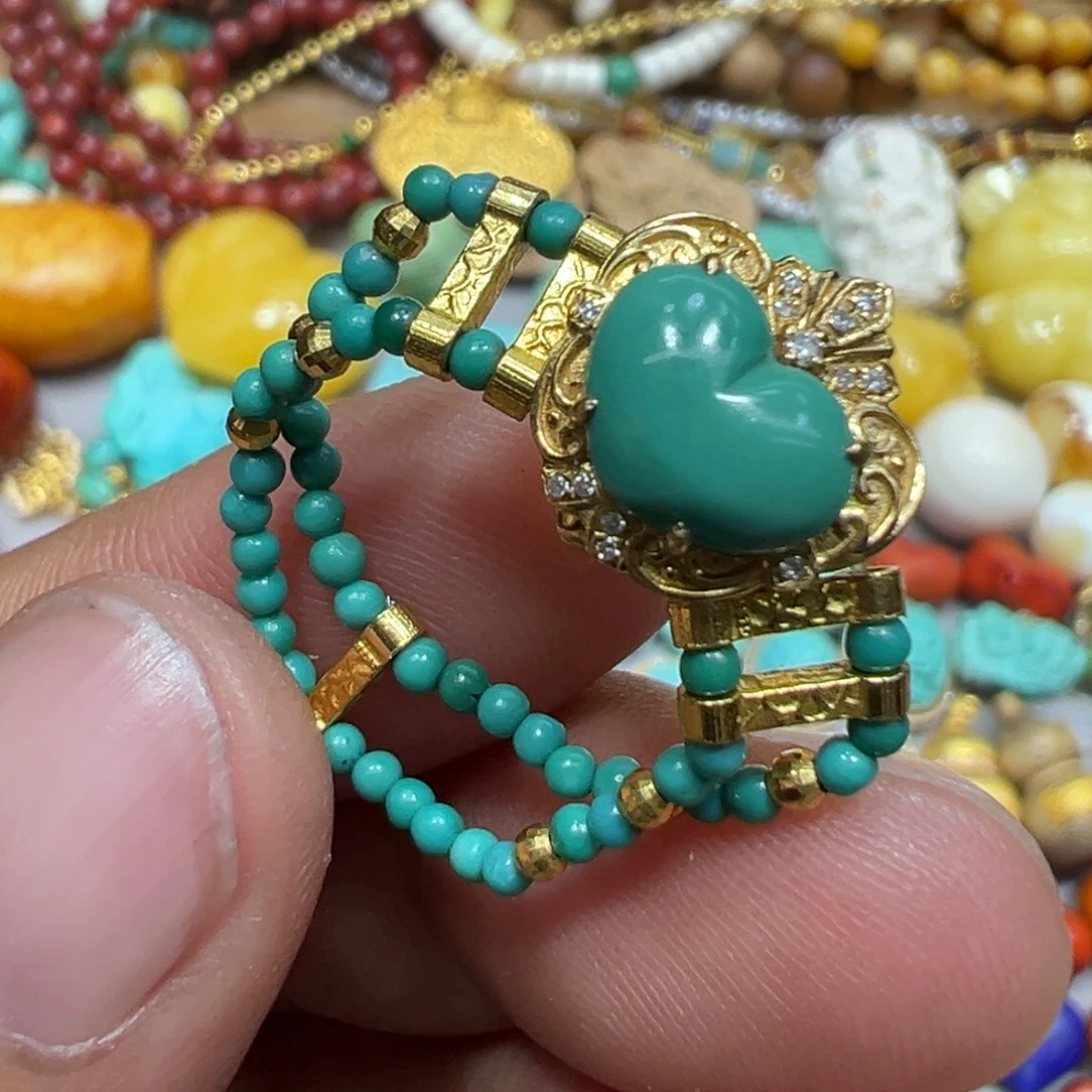 绿松石18K金镶嵌颈饰