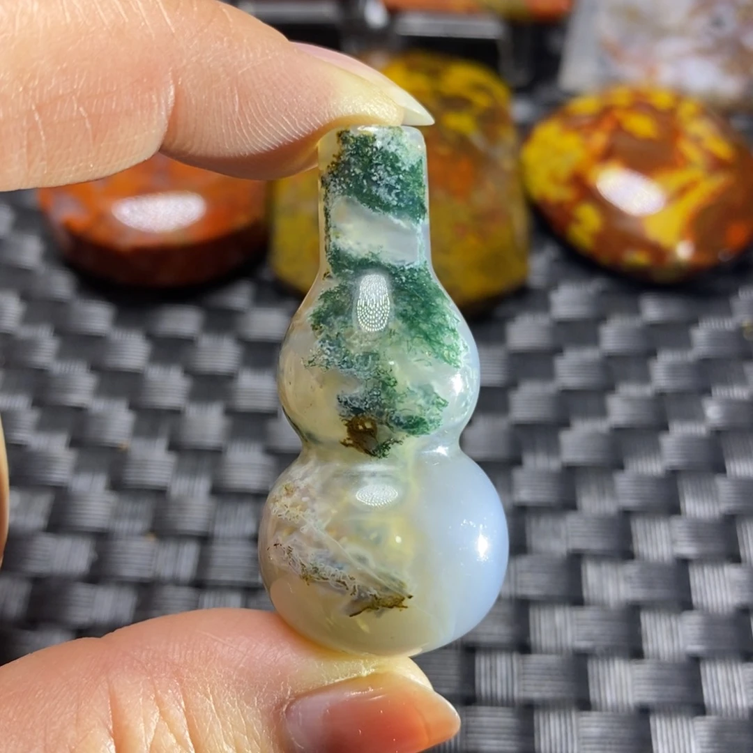 玛瑙/玉髓挂件未镶嵌