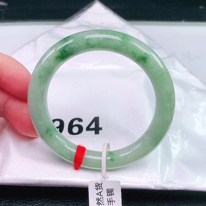翡翠未镶嵌手镯（圆镯）964