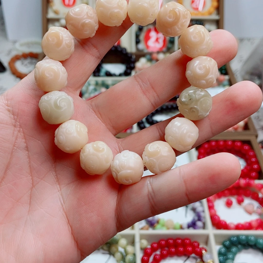 白玉菩提吊坠***20元到手了，