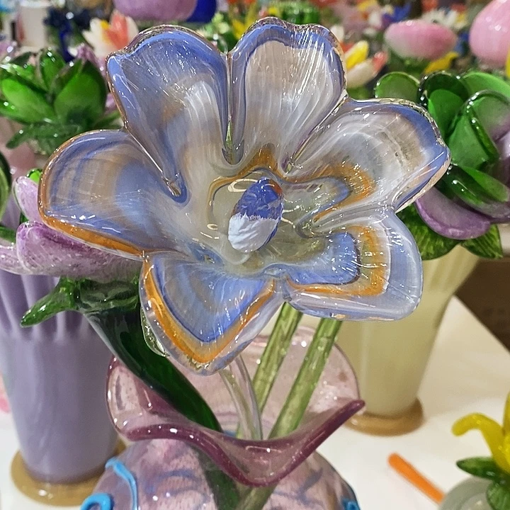 百合花高53厘米左右