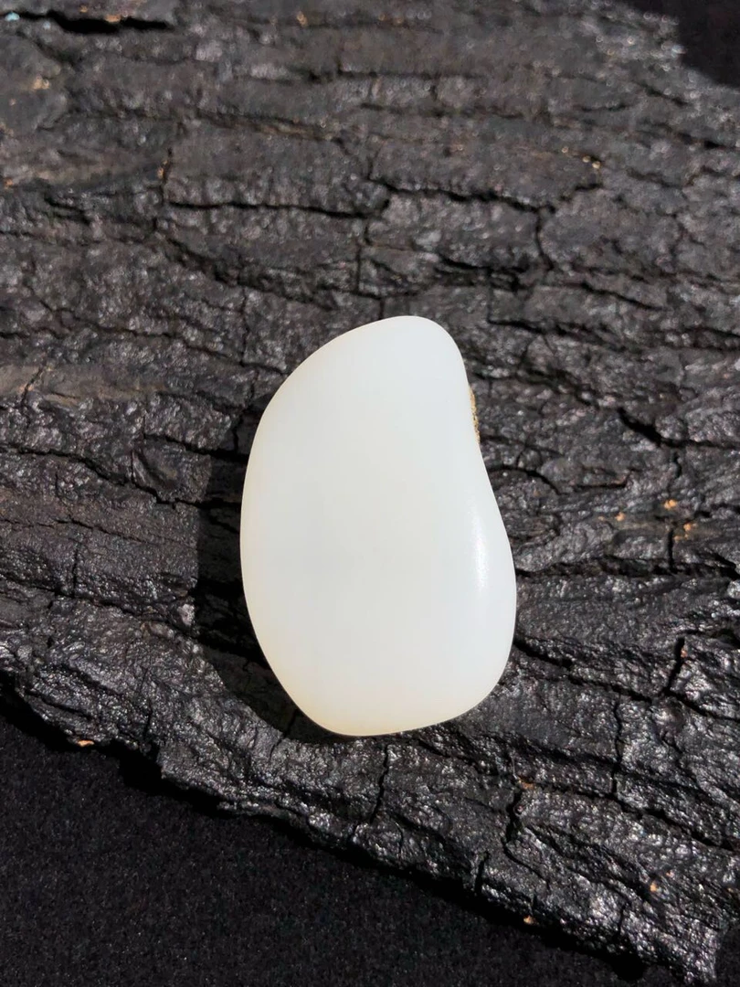 和田玉独籽 t176v362412bel