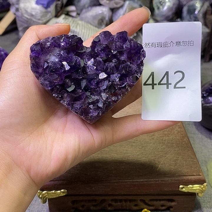 珠宝半成品未镶嵌紫晶