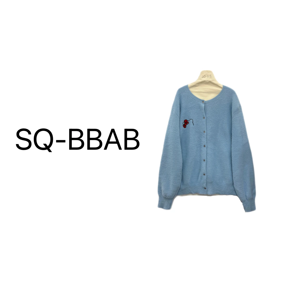 M553大码女卡通背后Kitty水貂绒毛衣开衫