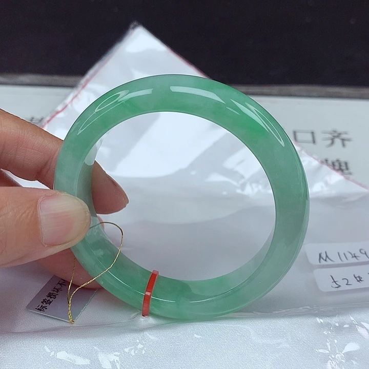 翡翠未镶嵌手镯52圈4914