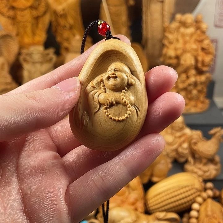 崖柏崖柏木雕刻弥勒吊坠手把件