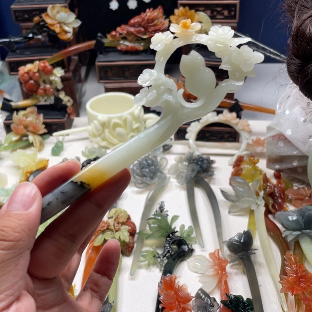 【闪购商品】蛇纹石玉未镶嵌发饰小*憨