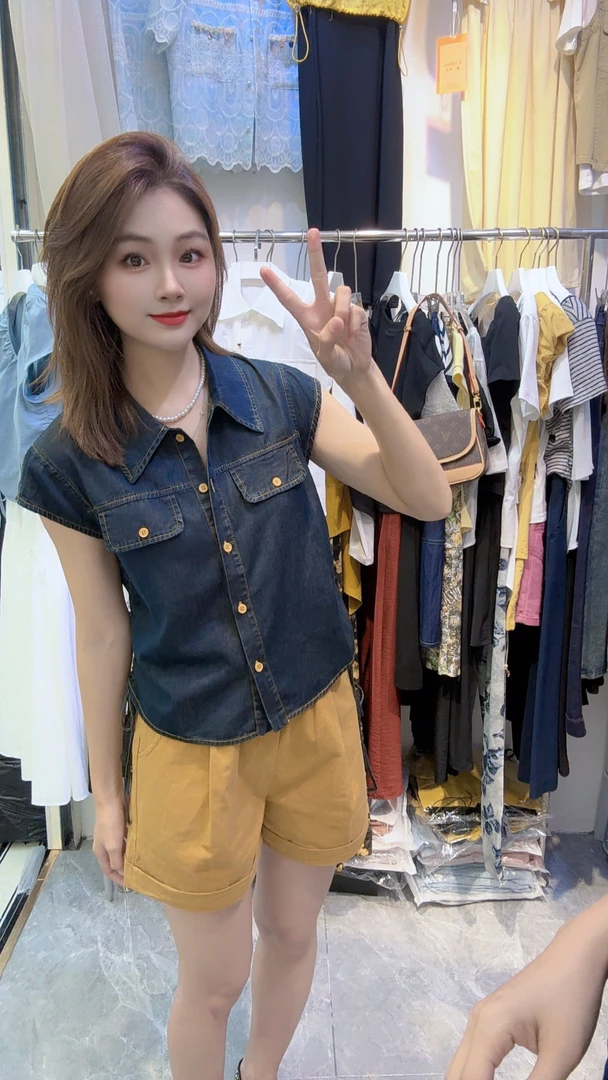 8833新款小个子时尚休闲套装