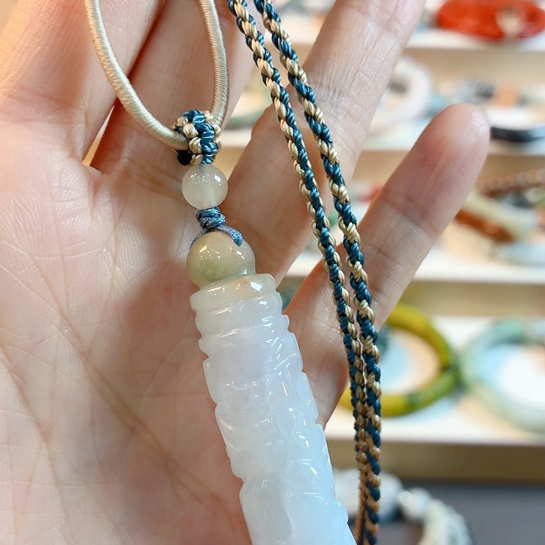 逆***茹翡翠未镶嵌手链手串