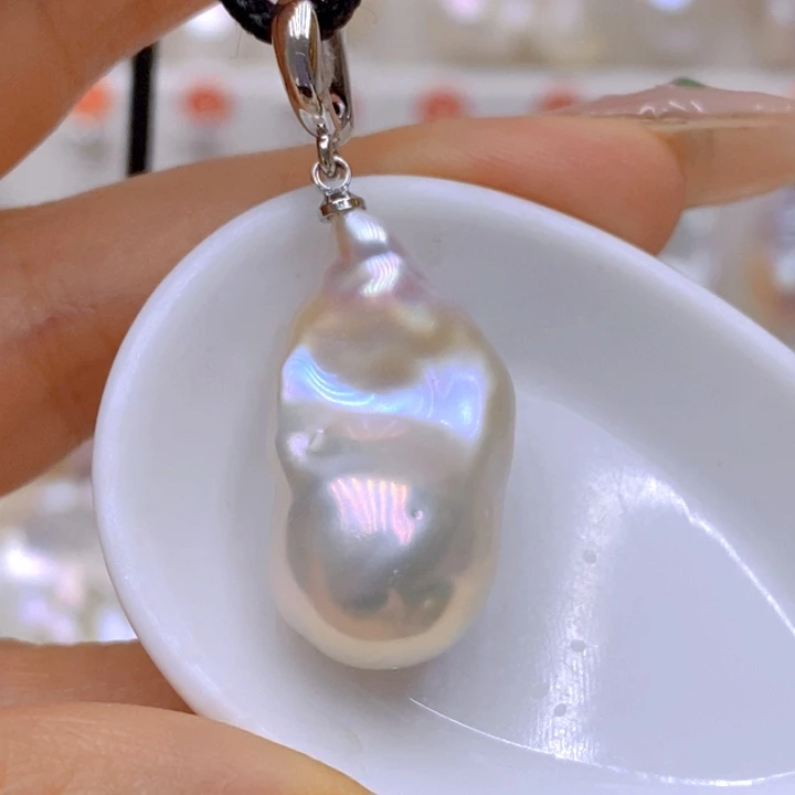 淡水珍珠吊坠(赠链)未镶嵌