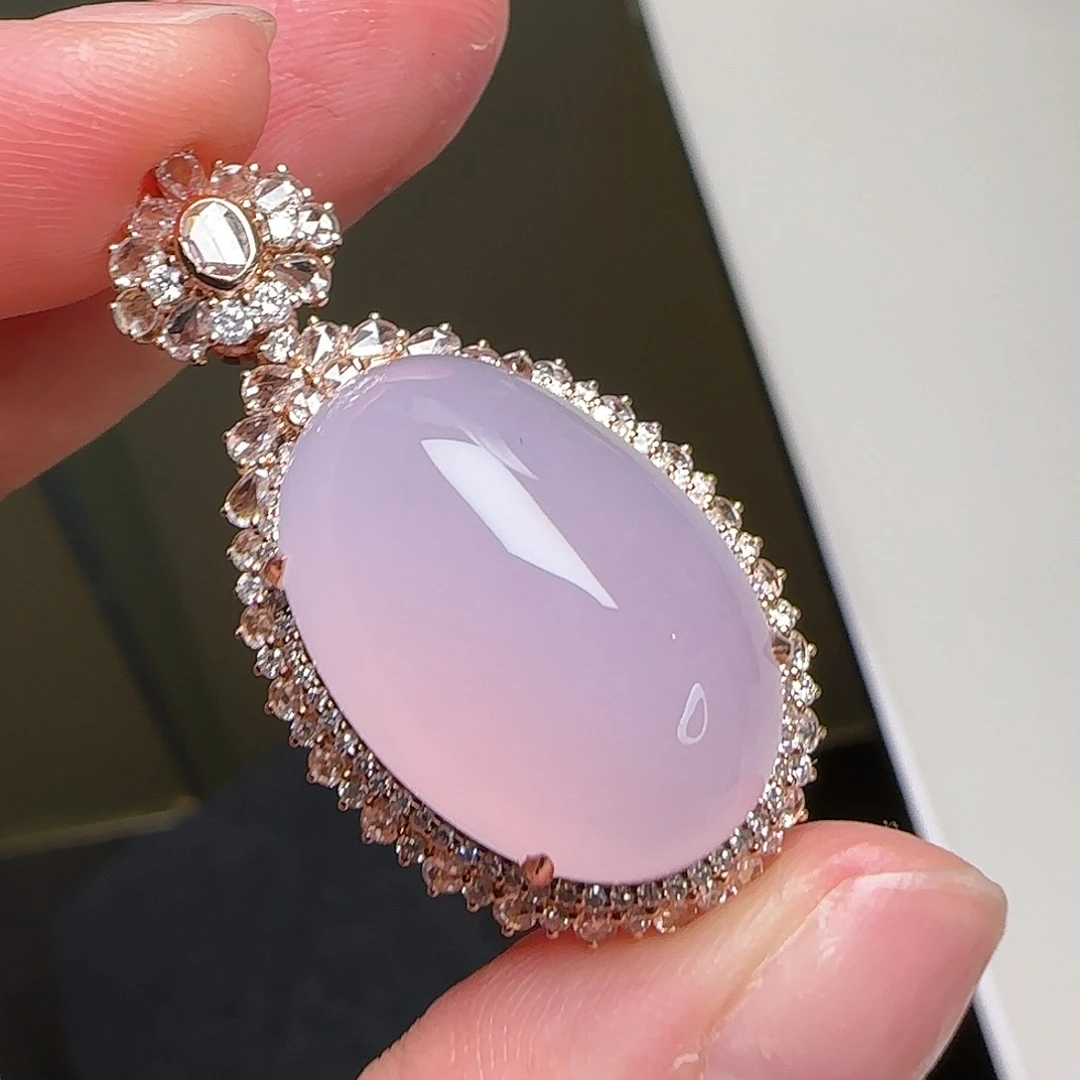 翡翠18K金镶嵌颈饰天然翡翠