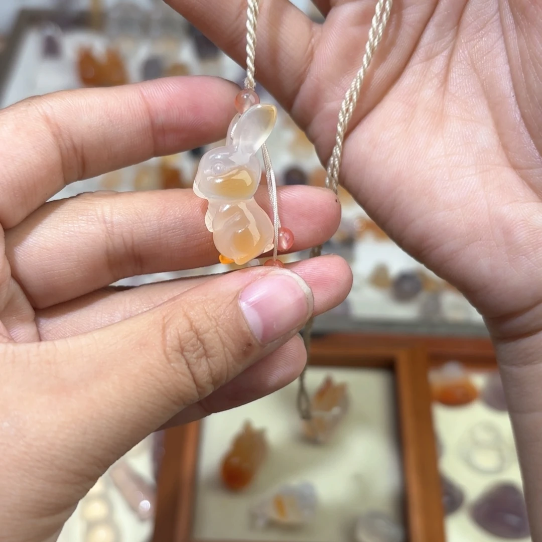 玛瑙/玉髓颈饰未镶嵌五*甜