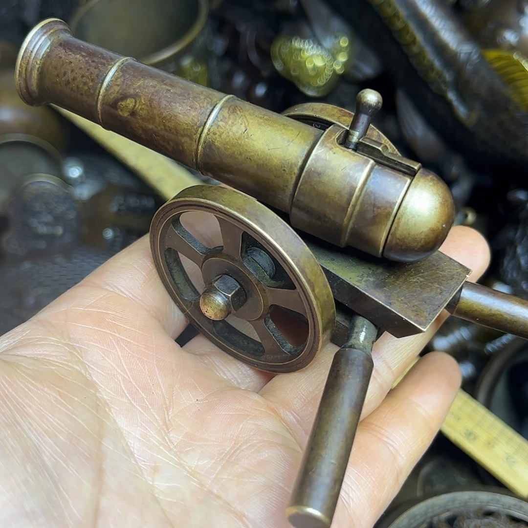 精美铜器，做工精致