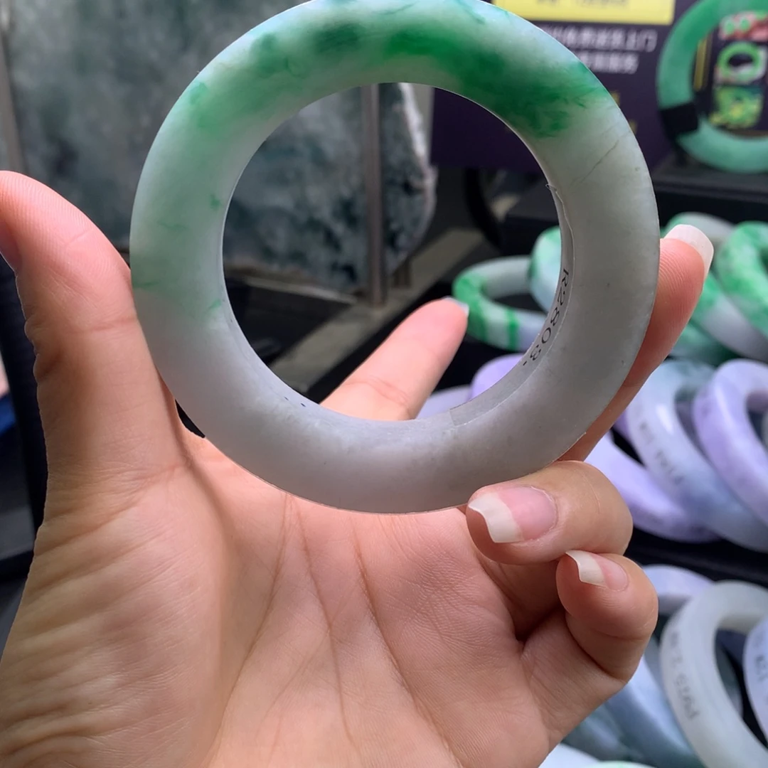 定制翡翠未镶嵌正圈