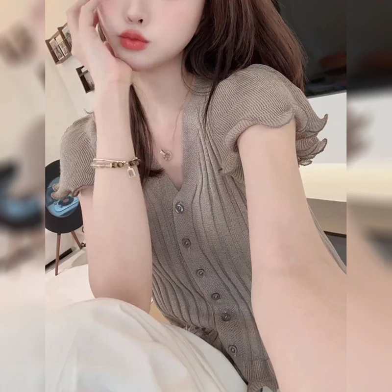 法式优雅气质绝美复古红衬衫女下架高级感御姐风宽松别致长袖小衫