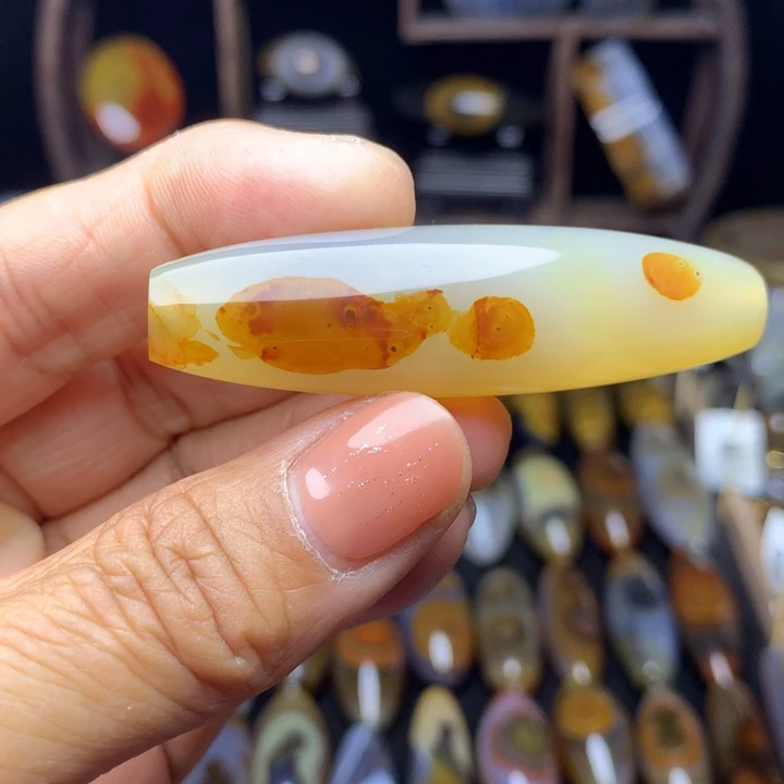 玛瑙/玉髓颈饰未镶嵌