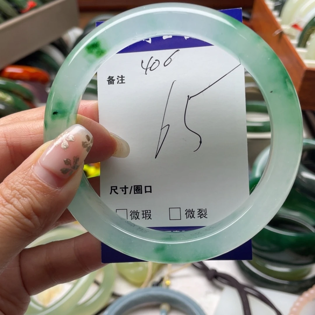 石英岩玉未镶嵌手镯