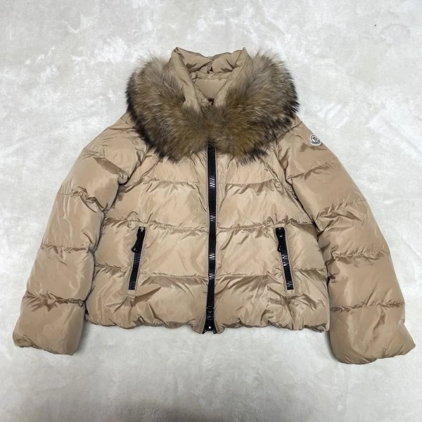 妃鱼/盟可睐/聚酯纤维/羽绒服/95新/琰二19