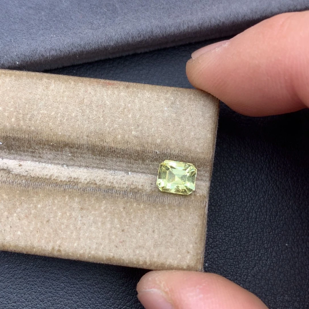 裸石金绿宝石1.56ct