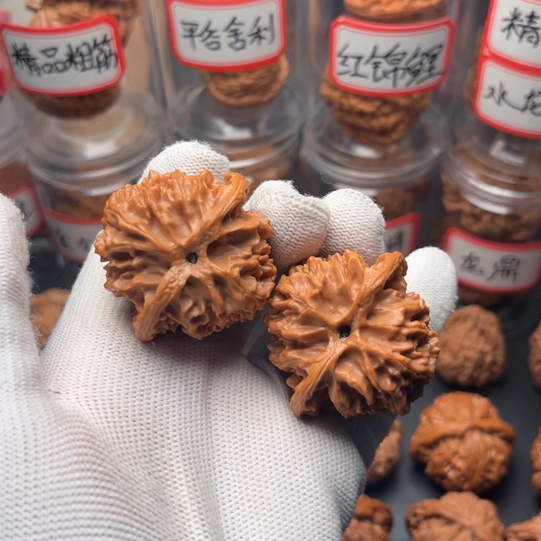 花***鱼把件文玩核桃43老树苹果园