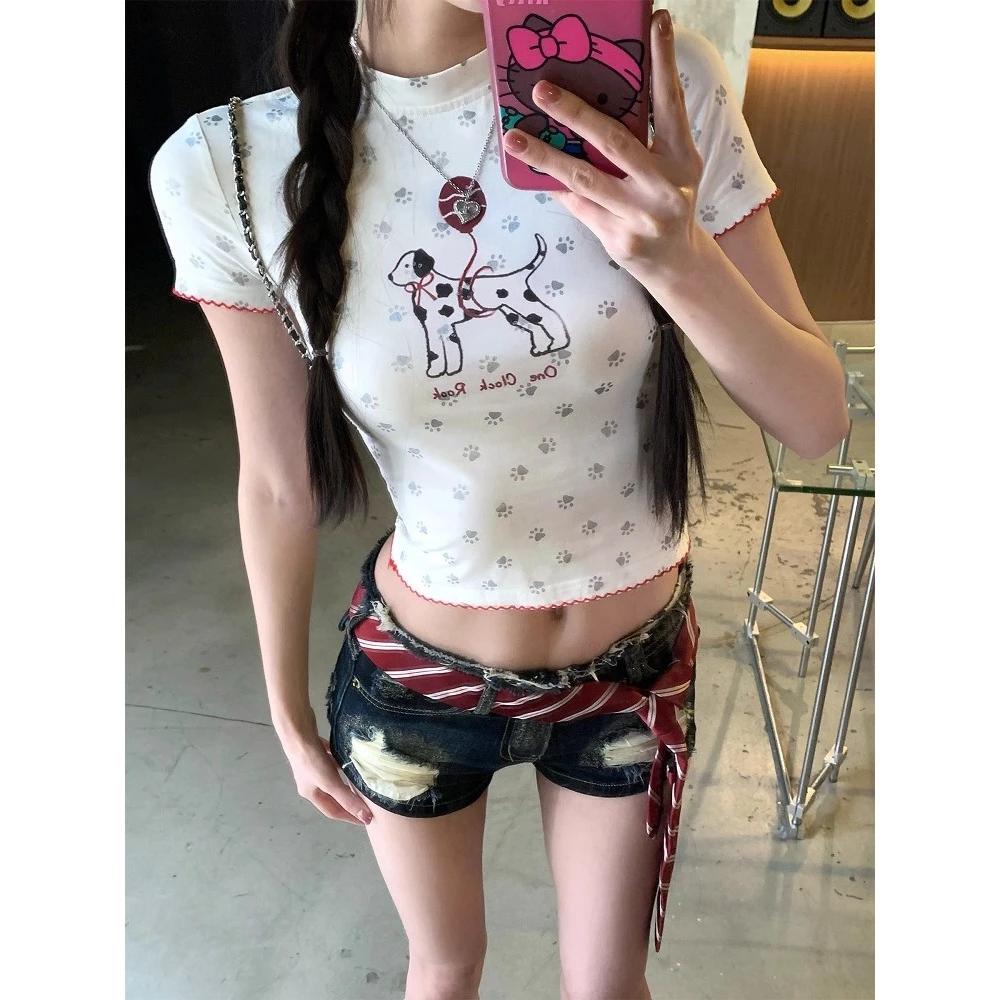 白色小狗气球印花短袖t恤女夏季新款修身显瘦美式甜辣妹正肩上衣
