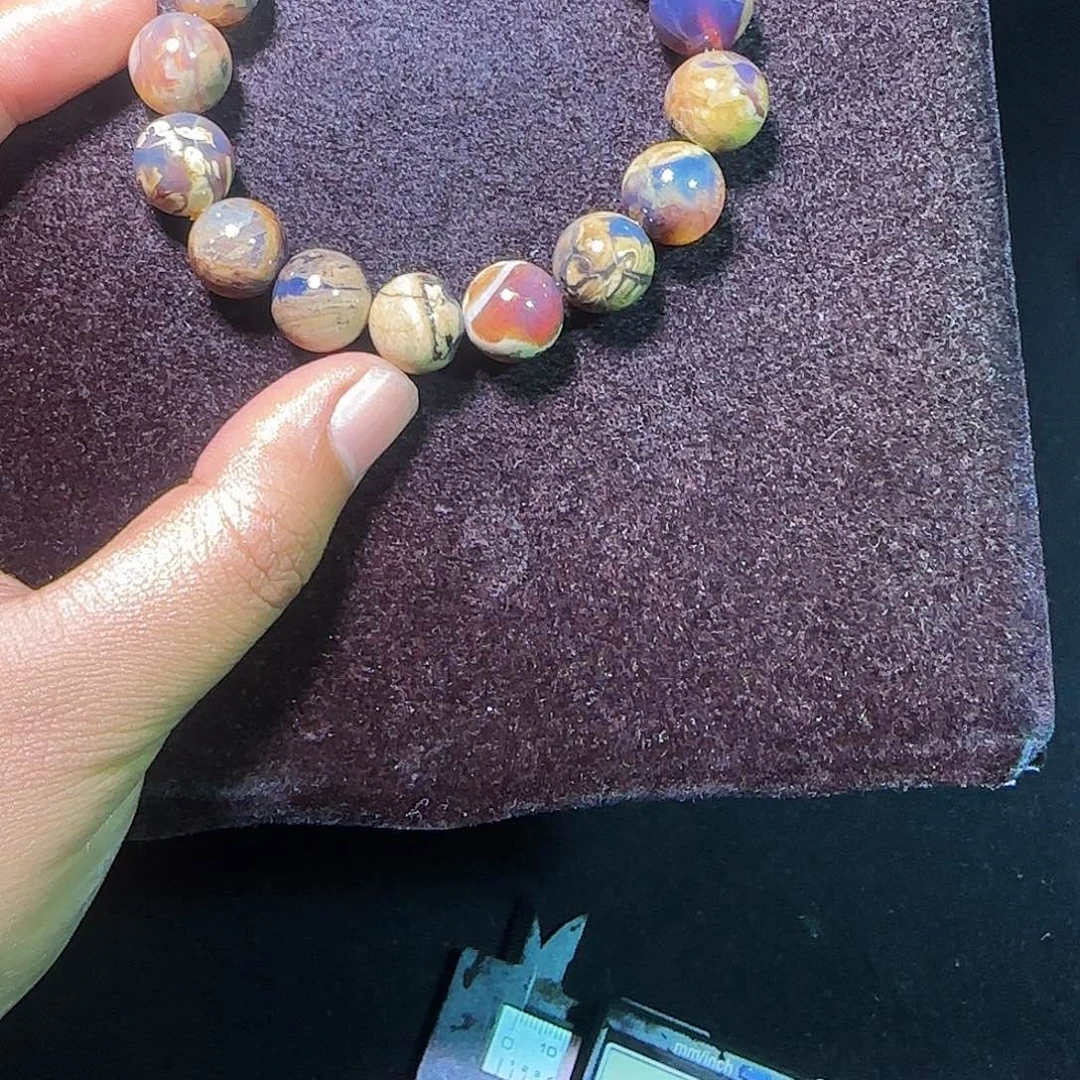 琥珀未镶嵌裸石琥珀