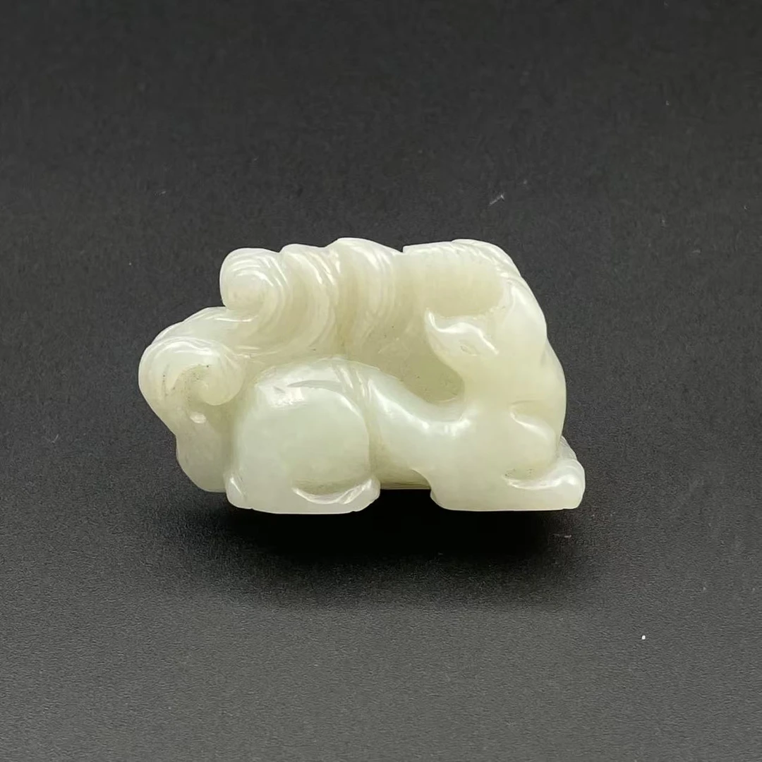 LOT.4/20世纪和田玉九尾狐吊坠/520710