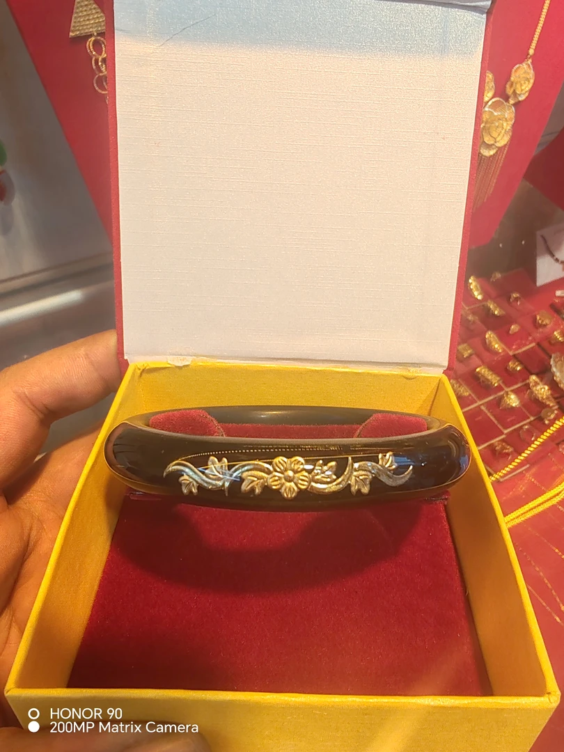 非金属仿水晶手镯 قەغەز ئالتۇن ئىلىنغان تاش بىلەيزۈك