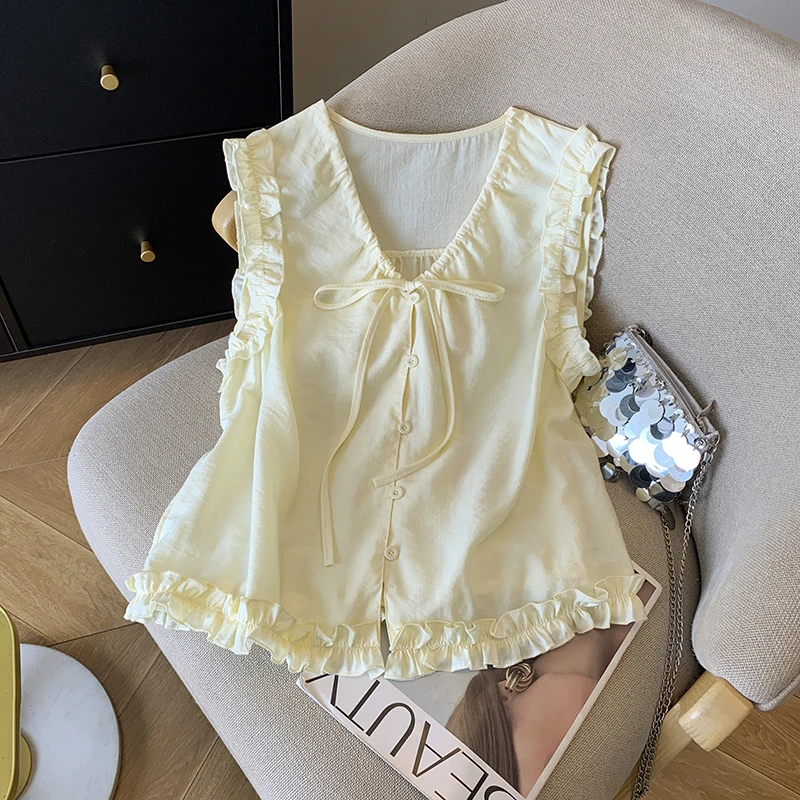 法式系带蝴蝶结V领衬衫女夏款独特蕾丝小飞袖娃娃衫别致无袖上衣