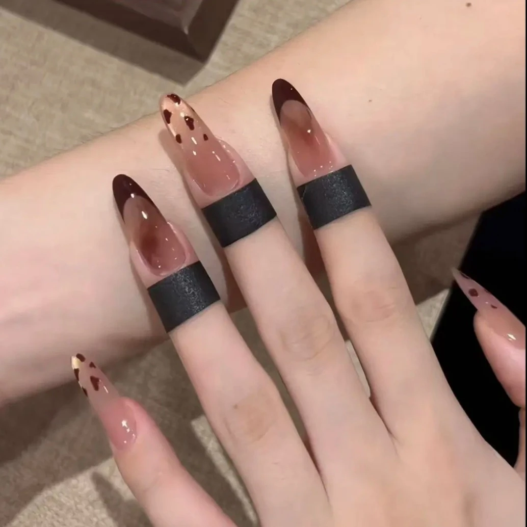 秋冬新款美拉德法式豹纹高级美甲穿戴甲中长款甜酷气质显白美甲贴